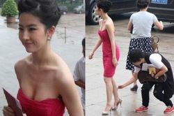 Bị coi như người hầu và góc khuất của nghề trợ lý sao Trung Quốc