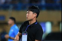Thuyền trưởng Hà Nội FC 'xát muối' vào nỗi đau của Hoàng Anh Gia Lai
