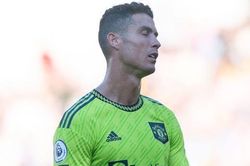 Thêm hai đội bóng lớn từ chối chiêu mộ Ronaldo