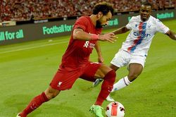 Tân binh 100 triệu euro bị đuổi, Liverpool tiếp tục không thắng
