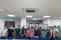 Bắt giữ 19 thanh niên bay lắc nghi sử dụng trái phép chất ma túy trong quán karaoke