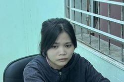 Vào tiệm vàng, 'nữ quái' vờ thử 2 nhẫn rồi cướp bỏ chạy