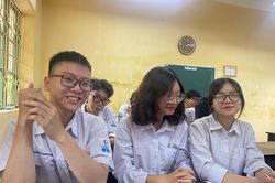Có thi trắc nghiệm môn Ngữ văn?