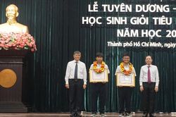 TPHCM tuyên dương 486 học sinh giỏi tiêu biểu