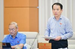 Phát huy vai trò của từng người dân trong kiểm tra, giám sát cán bộ, cơ quan công quyền