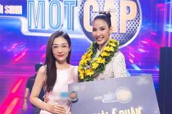 Khi các nàng hậu lấn sân ca sĩ: người thành danh, người mất hào quang