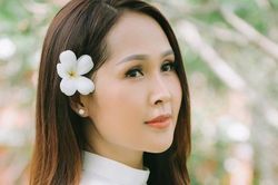 'Gái nhảy' Minh Thư sau 17 năm: Làm mẹ đơn thân, trẻ trung ở tuổi U50