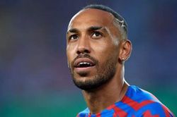 Chelsea tiến gần hơn tới Aubameyang & Fofana