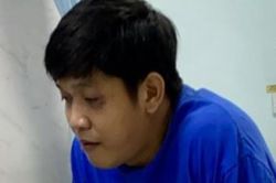 Đâm thương vong cha con chủ tiệm điện thoại do nghi ngờ bị cài định vị