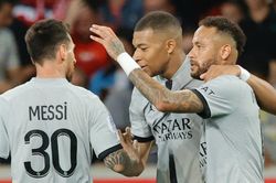 Mbappe không còn là ngôi sao chỉ biết hờn dỗi