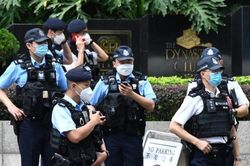 Hong Kong (Trung Quốc) mạnh tay 'bóc mẽ' chiêu trò lừa đảo 'việc nhẹ lương cao'