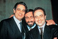 Plácido Domingo - Linh hồn ca khúc 'Mundial '82': Giọng opera hoàn hảo cho... bóng đá