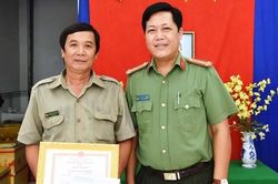 Khen thưởng Bảo vệ dân phố có thành tích phòng, chống tội phạm