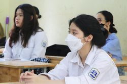 1/3 thí sinh bỏ xét tuyển đại học do học phí hay thiếu thông tin?
