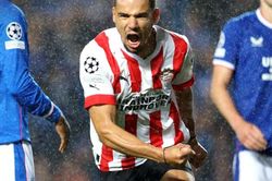 Soi kèo nhà cái PSV vs Rangers. Nhận định, dự đoán bóng đá Cúp C1 (02h00, 25/8)