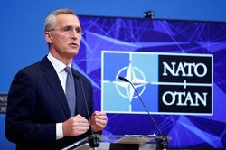 NATO tuyên bố luôn ủng hộ Ukraine dù có phải trả giá đắt