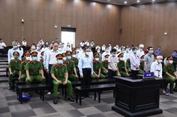 Vụ 'bán rẻ' đất vàng ở Bình Dương: Các bị cáo mong được hưởng khoan hồng