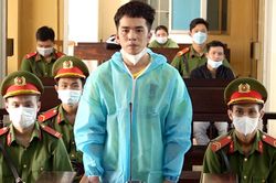 Lĩnh án 20 năm tù vì ghen tuông giết vợ
