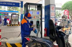 Chấn chỉnh kinh doanh xăng dầu, Bộ Công Thương yêu cầu các thương nhân chia sẻ nguồn cung, lợi nhuận