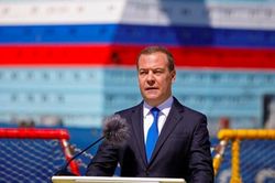 Cựu Tổng thống Medvedev: Nga không thể dừng chiến dịch quân sự, dù Ukraine từ bỏ hy vọng vào NATO