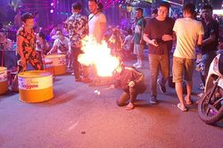 Muôn mặt 'phố Tây'