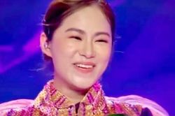 Trấn Thành bất ngờ khi Lương Bích Hữu hát 'ngọt ngào đến mấy cũng tan thành mây'