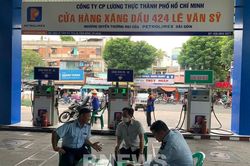 Sẽ cho phép hoạt động trở lại các doanh nghiệp xăng dầu bị tước giấy phép