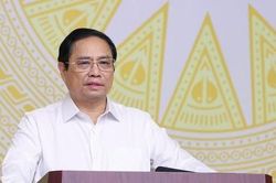 Cải cách tiền lương, tạo môi trường làm việc tốt để thu hút nhân lực chất lượng cao