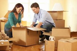 Bỗng dưng một ngày trở về nhà, tôi giật mình bởi sự thờ ơ của vợ