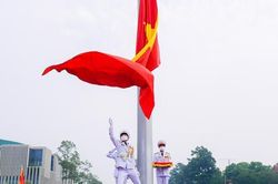 Thiêng liêng lễ thượng cờ chào mừng Quốc khánh 2/9 tại Quảng trường Ba Đình