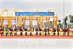 Chính thức đưa vào khai thác cao tốc Vân Đồn-Móng Cái