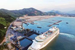 Kinh tế Xây dựng - Giao thông Miền cát trắng 'nở hoa'