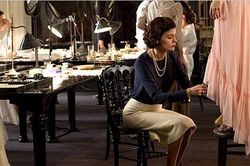 Tiết lộ những bí quyết nâng thần thái không cần tốn kém từ Giorgio Armani đến Coco Chanel
