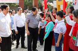 Thủ tướng yêu cầu công khai các khoản thu đầu năm học mới
