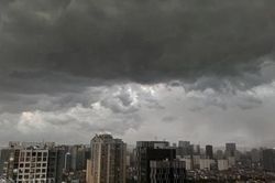 Dự báo thời tiết 10 ngày tới (3-12/9): Mưa rào, rải rác có dông, cục bộ có mưa to trên cả nước; Tây Nguyên và Nam Bộ có khả năng mưa dông kéo dài