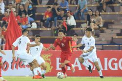HLV Đinh Thế Nam: U20 Việt Nam bộc lộ nhiều hạn chế