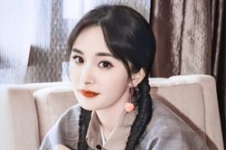 Dương Mịch 5 lần 7 lượt bị người qua đường nhận nhầm với diễn viên khác và phản ứng cực bất ngờ sau đó
