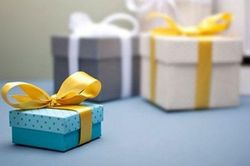 Ngộ nghĩnh những món quà thay lời cảm ơn của cô dâu, chú rể
