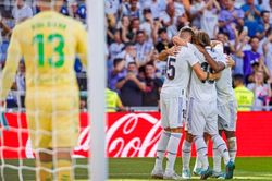 Real Madrid tiếp tục dẫn đầu La Liga