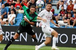 Soi kèo nhà cái Cremonese vs Sassuolo. Nhận định, dự đoán bóng đá Serie A (17h30, 4/9)