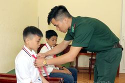Chắp cánh ước mơ đến trường cho trẻ em biên giới (bài 2)