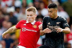 McTominay đảo ngược tình thế ở MU