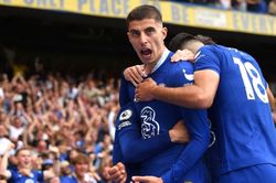 Chelsea vẫn thắng trong âu lo