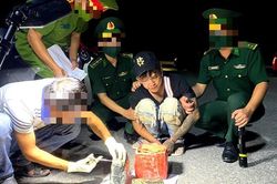 Triệt phá thêm một 'mắt xích' trong Chuyên án A2-322, thu 2 kg ma túy đá