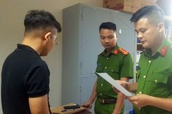 Khởi tố cán bộ QLTT Thanh Hóa đánh phụ nữ nhập viện