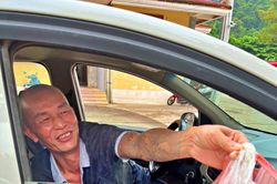 Tài xế từng nhận án chung thân và hành động khiến khách nữ bất ngờ
