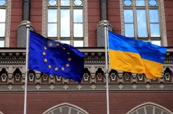EU viện trợ 500 triệu euro cho Ukraine