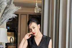 Phương Oanh liên tục đăng đàn đáp trả dư luận