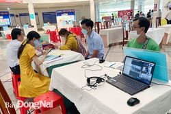 Hỗ trợ phát triển thị trường lao động