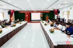 Khai mạc Trại sáng tác văn học đề tài 'Lực lượng vũ trang - chiến tranh cách mạng'
